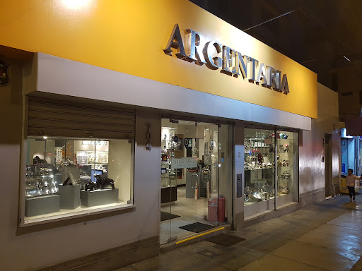 Argentaria - Av. Villarán